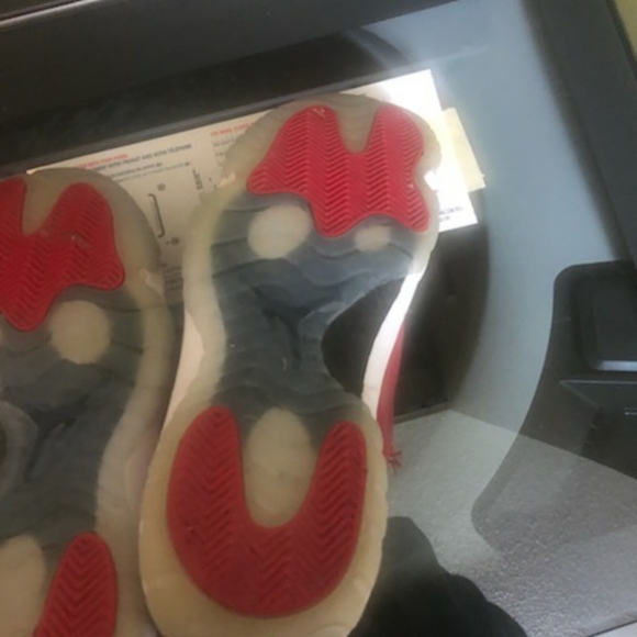 Win Like '96 Jordan's, Red, Size 11 with box - Picture 11 of 14